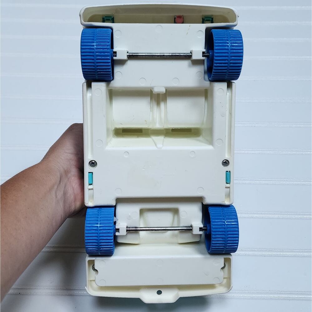 Vintage Fisher-Price 1993 Loving Family Blue Minivan - Picture 8 of 9